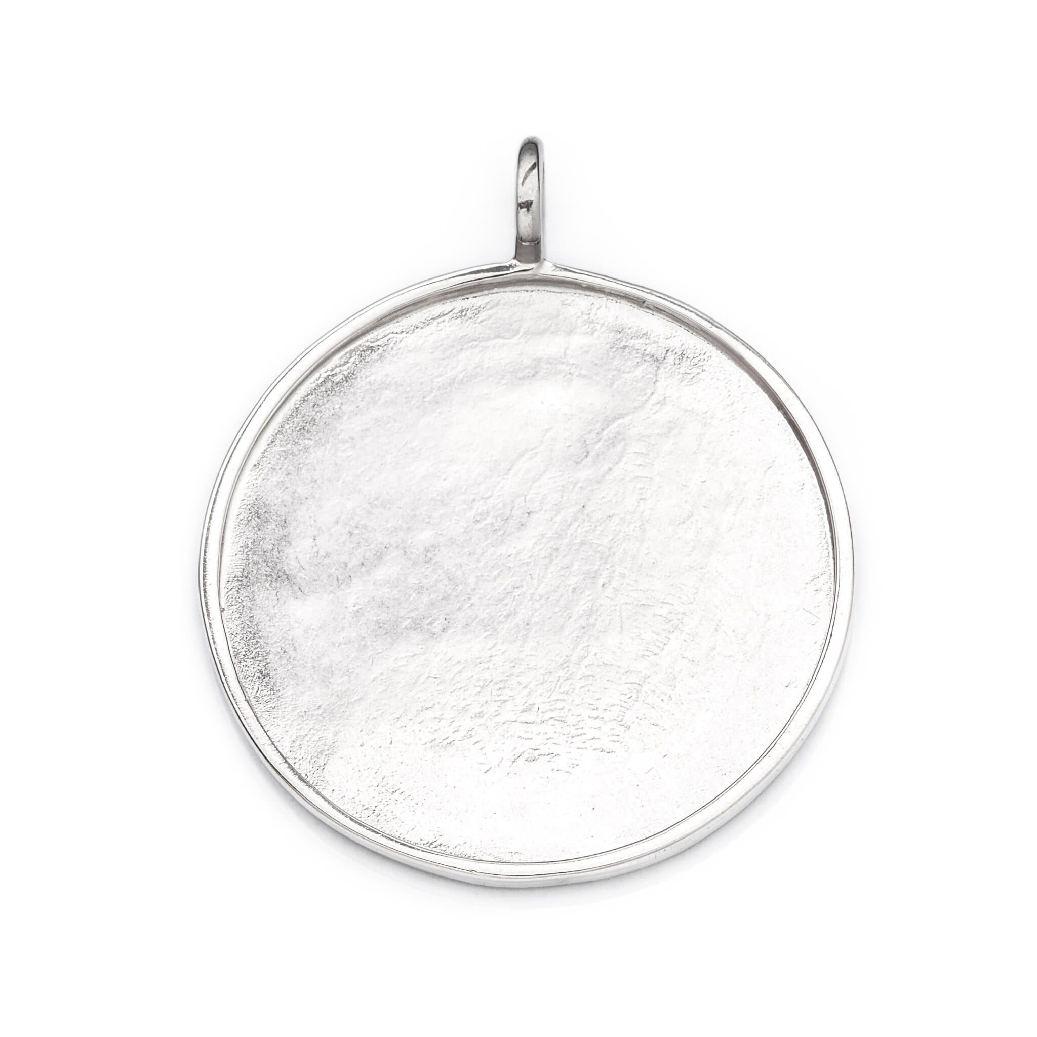 Round Pendant with Round Bezel Mounting in Sterling Silver