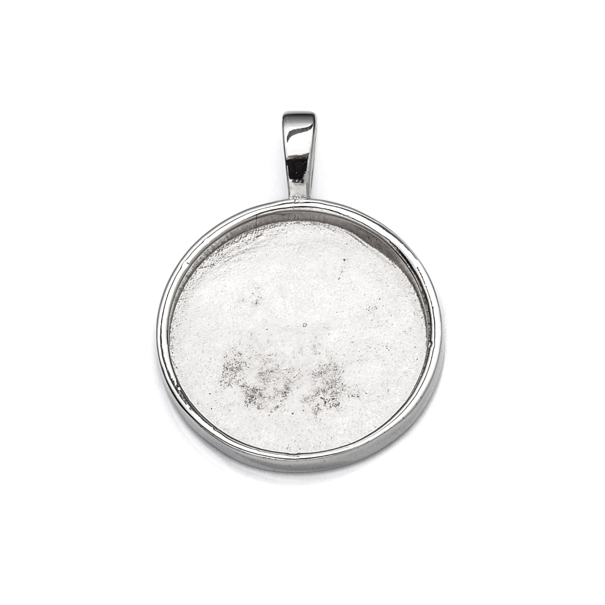 Round Pendant with Round Bezel Mounting in Sterling Silver