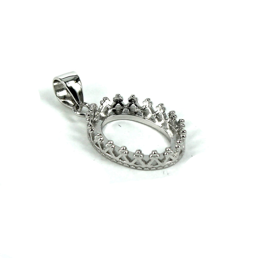 Dolly Pendant with Oval Bezel Mounting and Bail in Sterling Silver