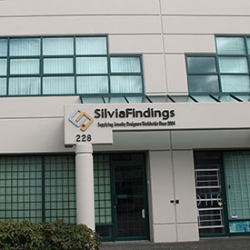 {"loading" => "lazy", "sizes" => nil, "widths" => "165, 360, 535, 750, 1070, 1500"}