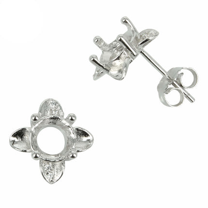 Quatrefoil & CZ's Stud Earring with Round Prong Mounting in Sterling Silver 6mm