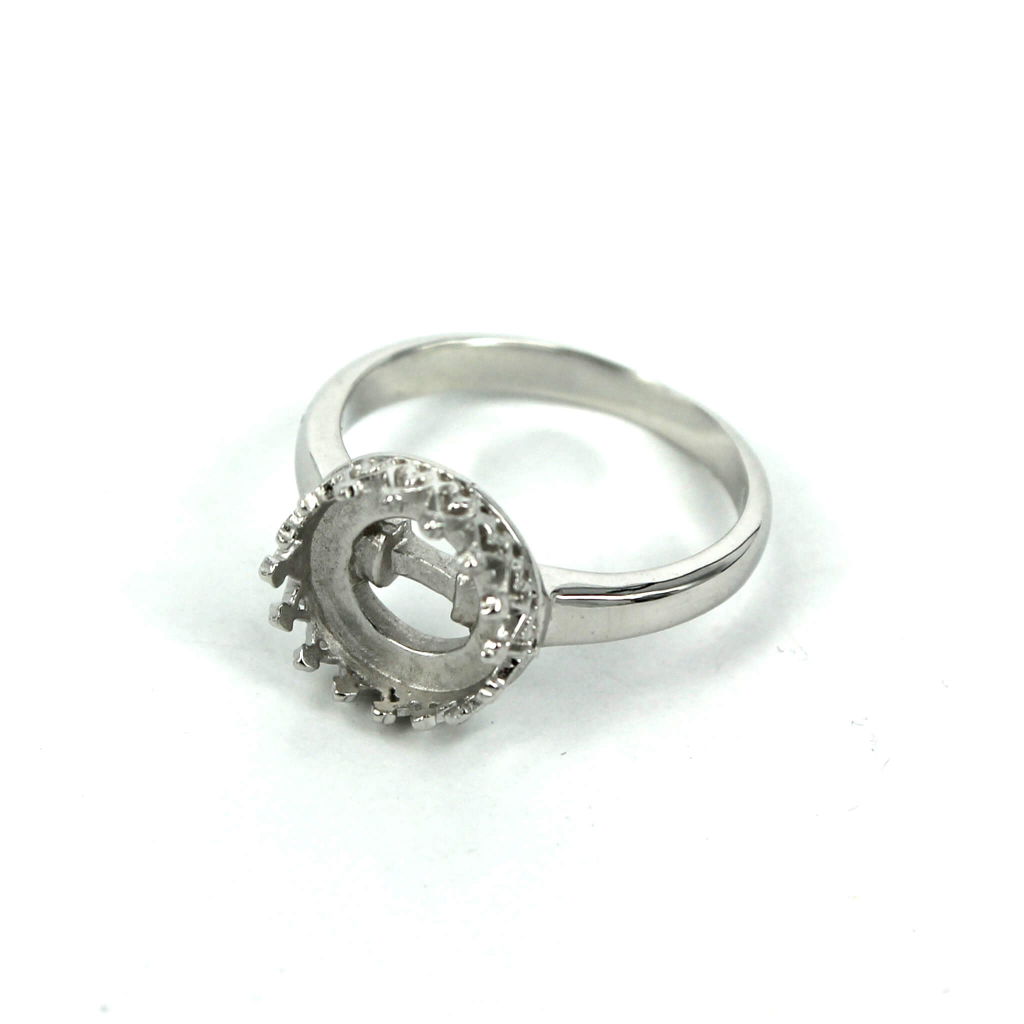 Gallery Ring with Round Bezel Mounting in Sterling Silver 10mm