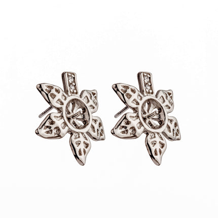 Ear Studs with Flower Shape Cup and Peg Mounting in Sterling Silver 6mm