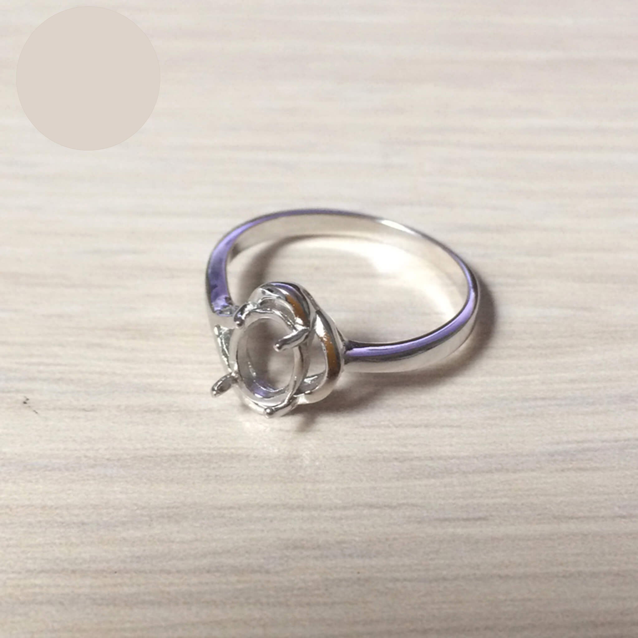 Ring with Oval Prongs Mounting in Sterling Silver 6x8mm