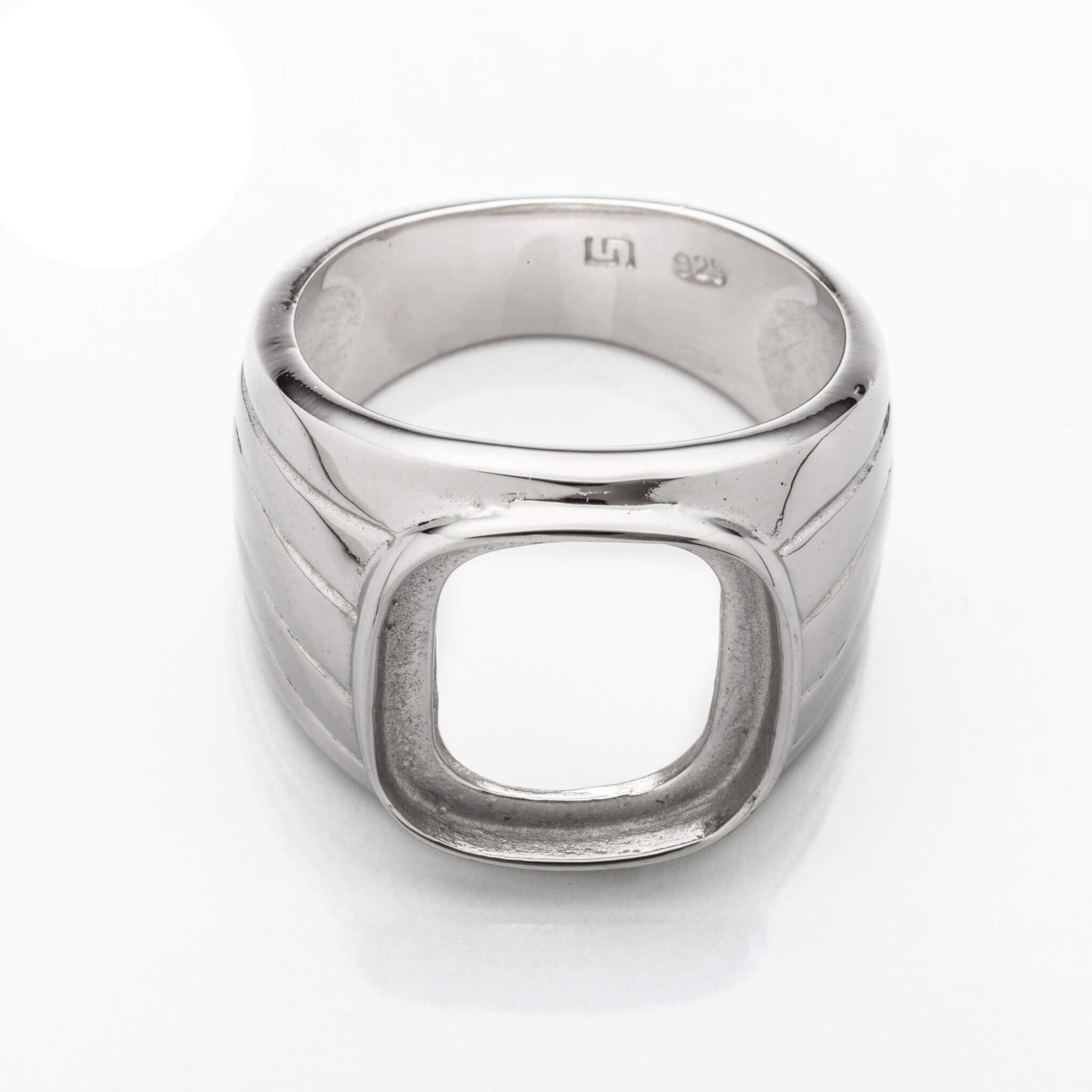 Line Pattern Ring with Rectangular Bezel Mounting in Sterling Silver 14x12mm