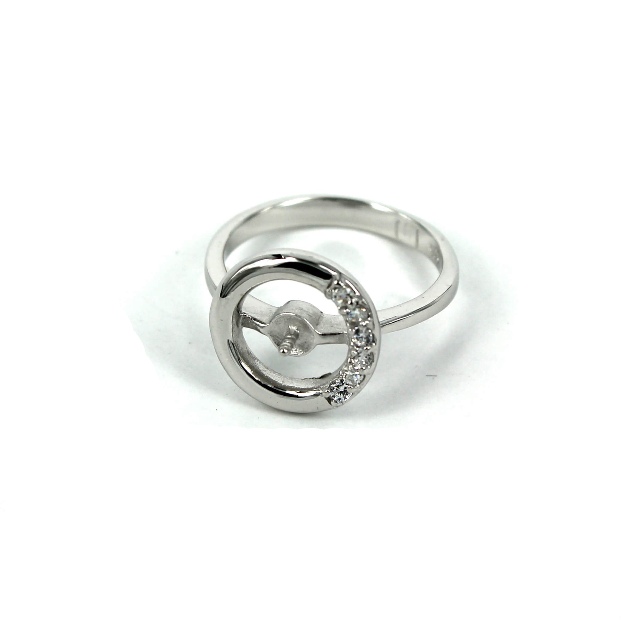 Ring with Cubic Zirconia Inlays and Peg Mounting in Sterling Silver 9mm