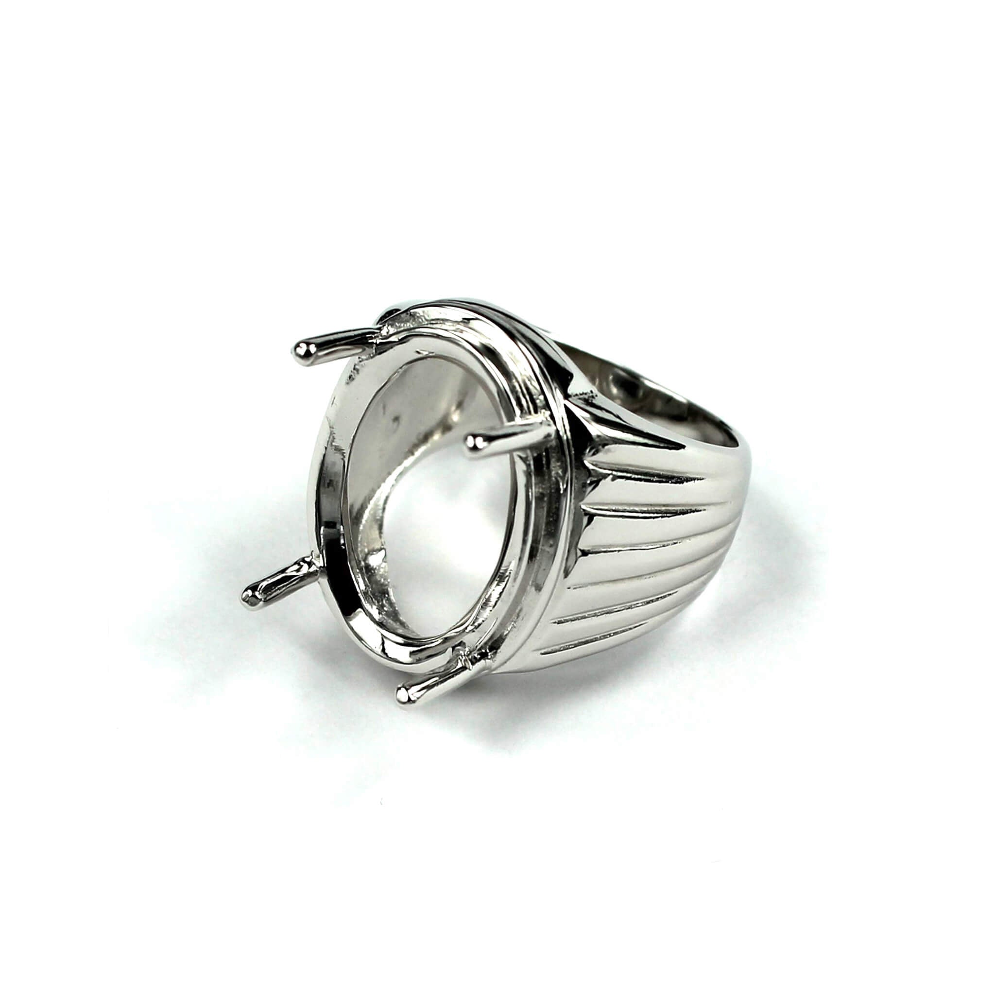 Patterned Ring with Oval Prongs Mounting in Sterling Silver 22x16mm
